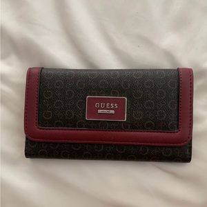 GUESS BURGUNDY WALLET